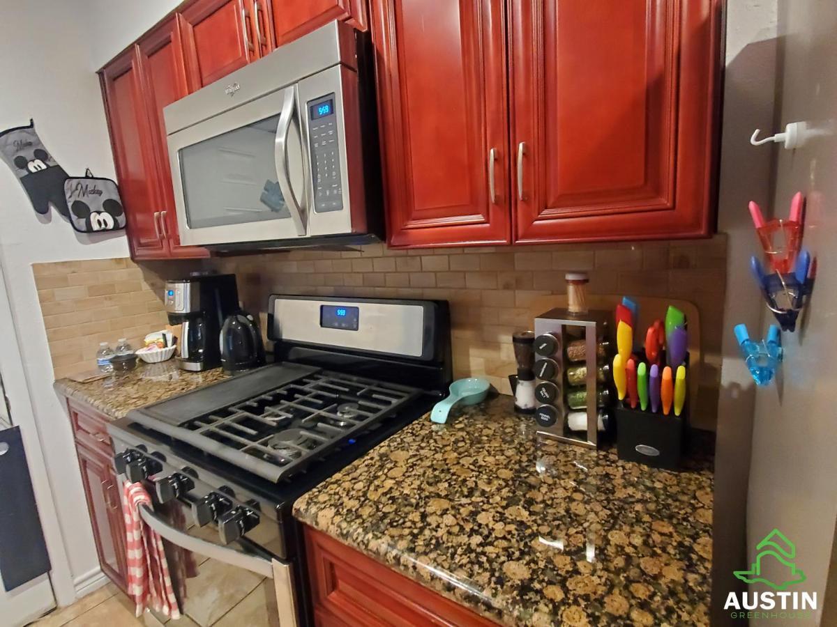 Austin Uncommon Room Rentals Екстер'єр фото